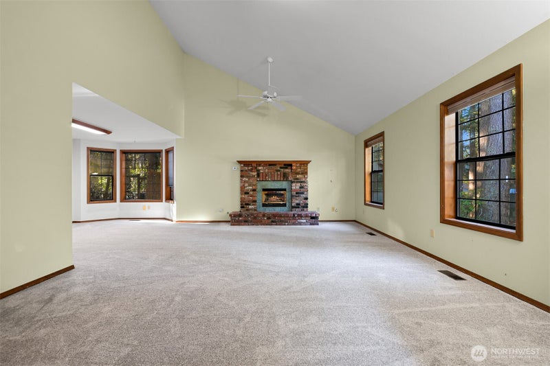 619 Canyon View Drive