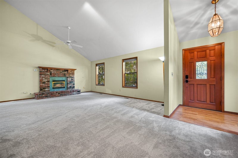 619 Canyon View Drive
