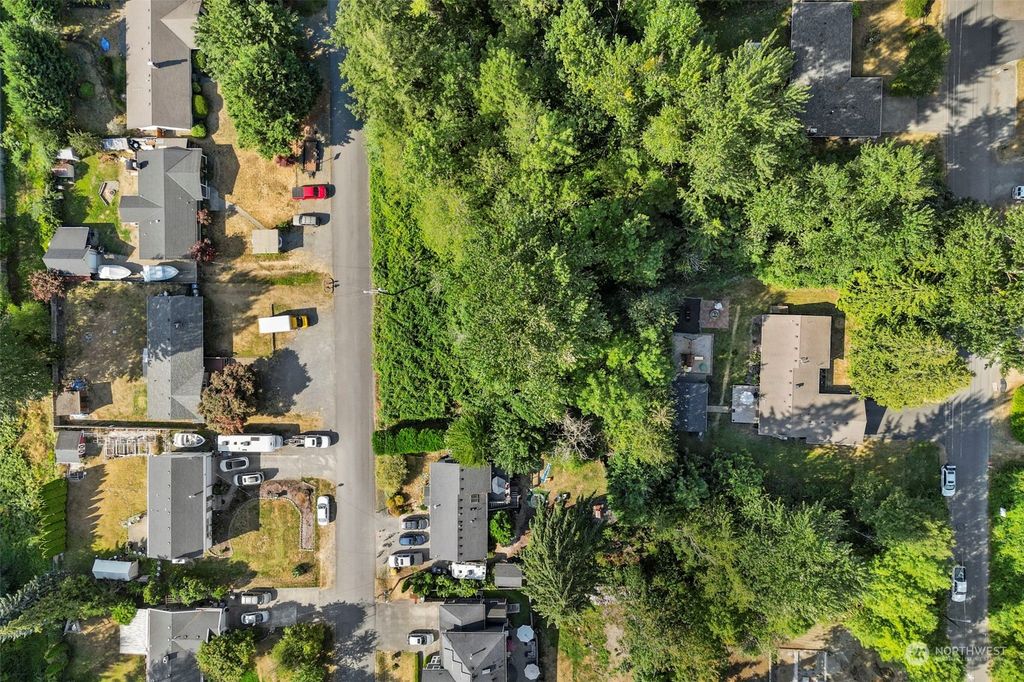 Photo of 122 xx 155th Avenue SE #LOT05, Renton, WA 98059 (MLS # 2295506)