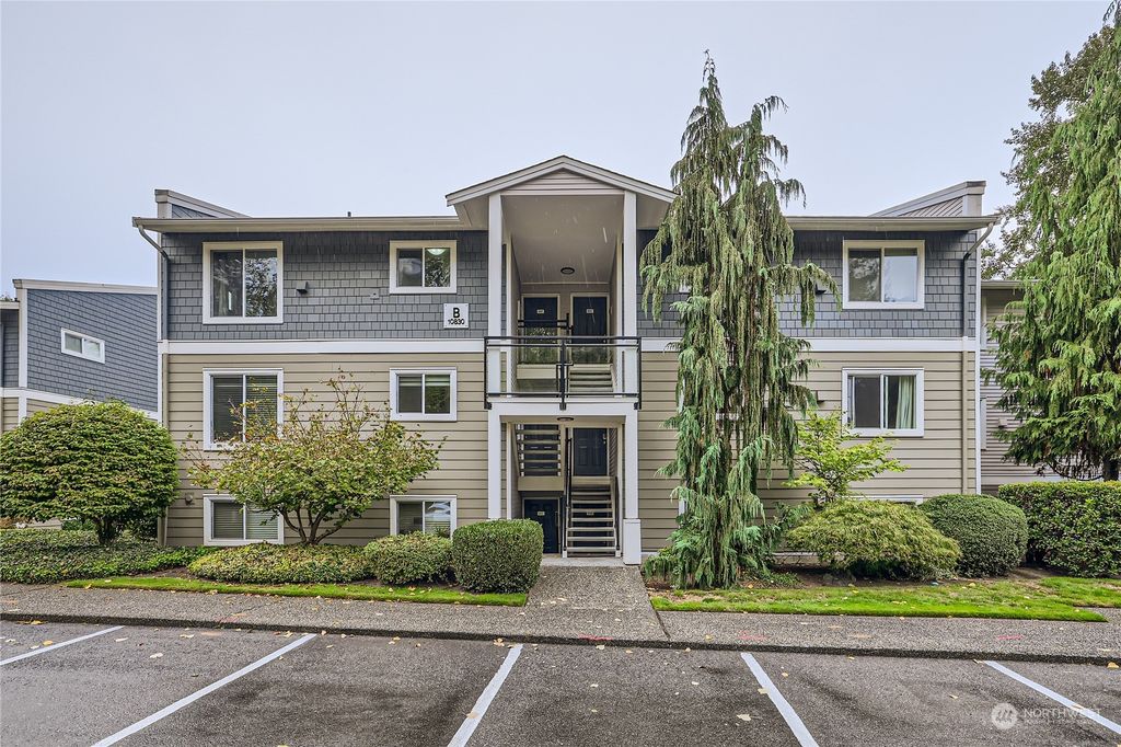 Photo of 10830 E Riverside Drive #B301, Bothell, WA 98011 (MLS # 2295841)