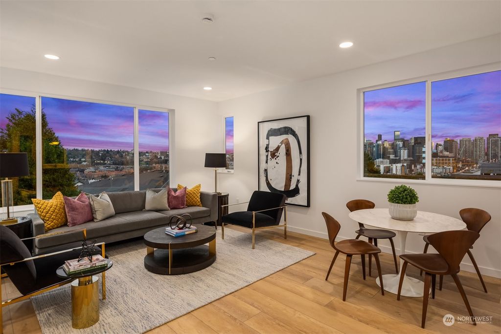 Photo of 1420 Taylor Avenue N, Seattle, WA 98109 (MLS # 2191009)