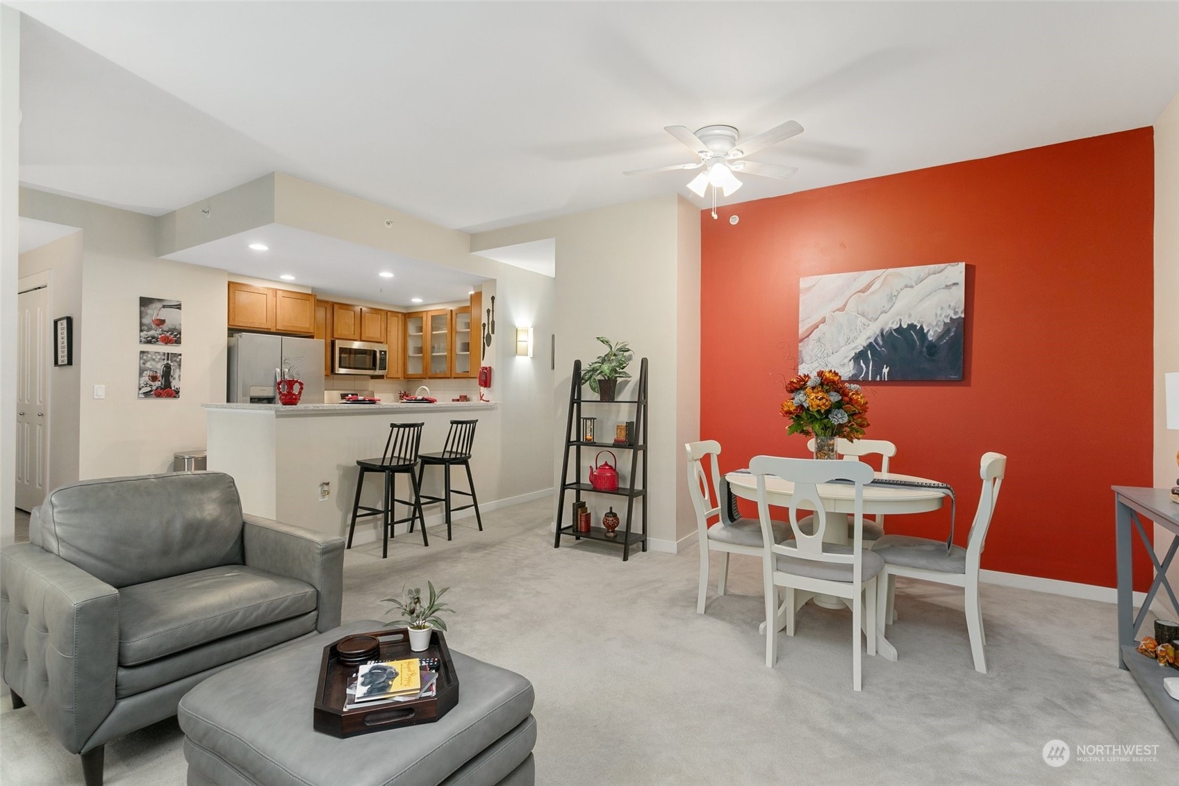 2607 Western Avenue 351