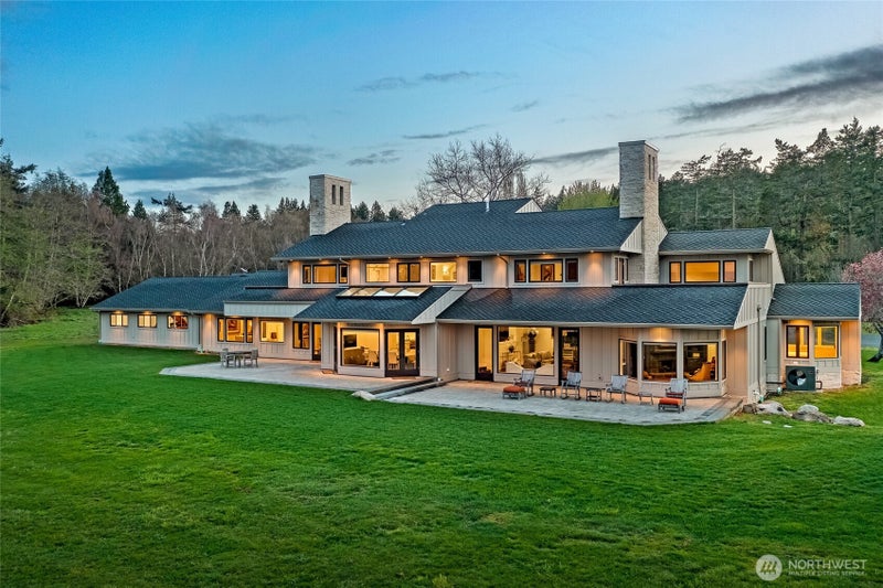 735 Rosler Road