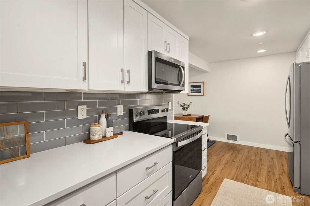 Photo of 11556 Greenwood Avenue N #102, Seattle, WA 98133 (MLS # 2585974)