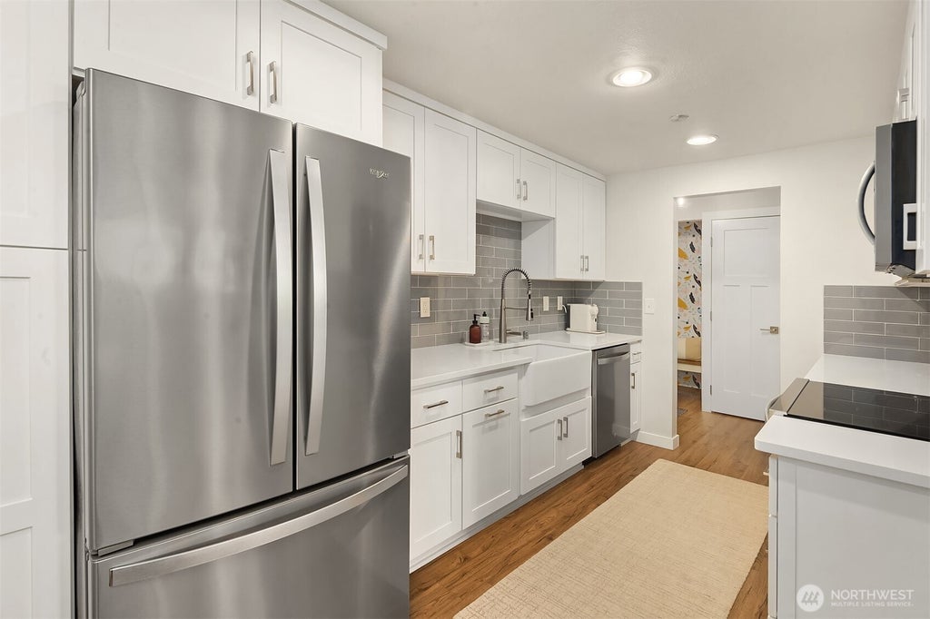 Photo of 11556 Greenwood Avenue N #102, Seattle, WA 98133 (MLS # 2585974)