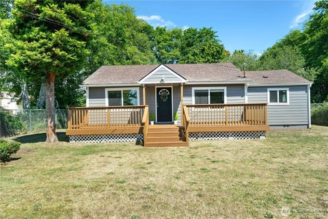Photo of 508 E Pacific Avenue, Westport, WA 98595 (MLS # 2561900)