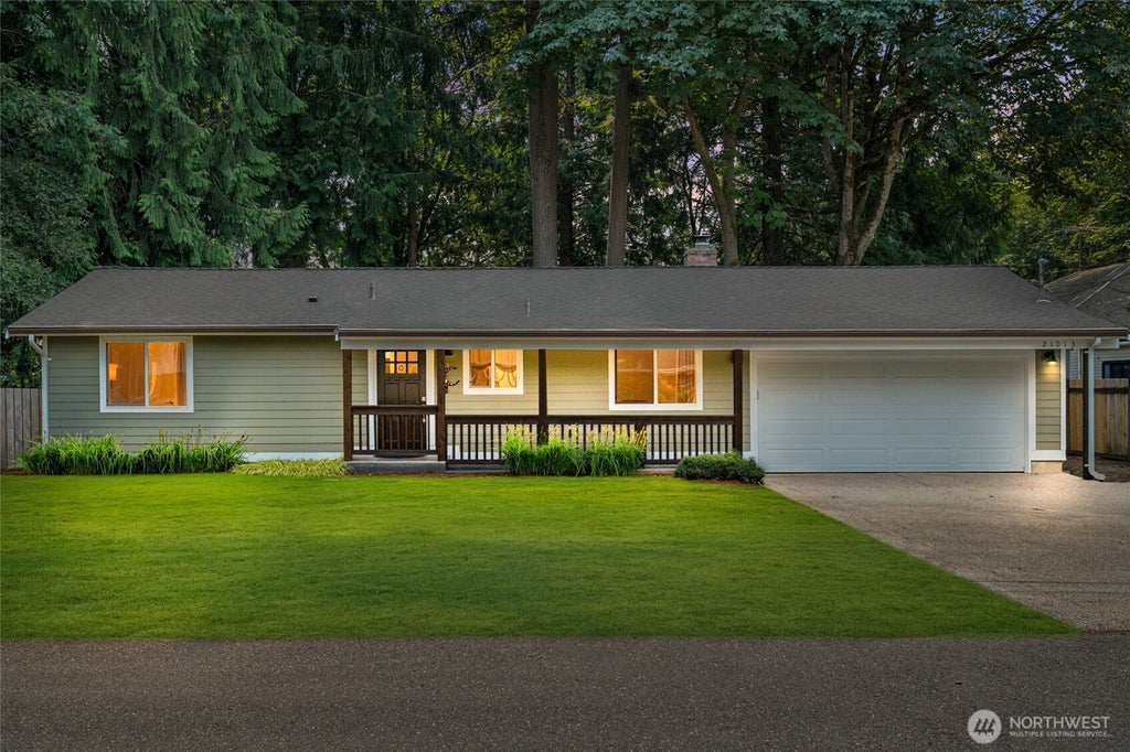 Photo of 21013 60th Place NE, Redmond, WA 98053 (MLS # 2576347)
