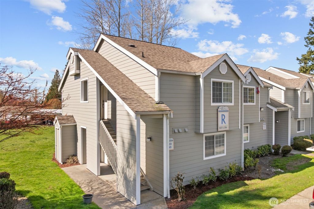 Photo of 1835 S 286th Lane #R101, Federal Way, WA 98003 (MLS # 2496964)