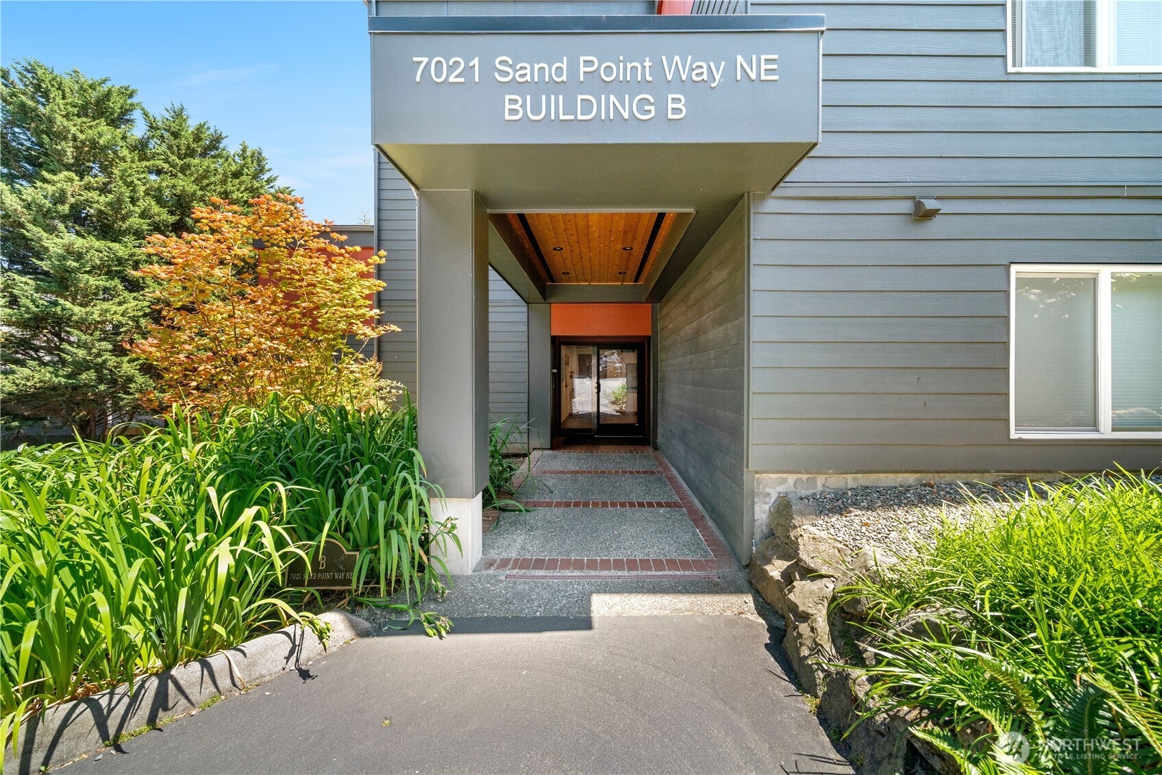 7021 Sand Point Way NE B201