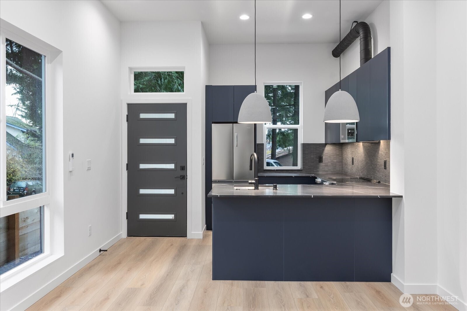 10734 Interlake Avenue N