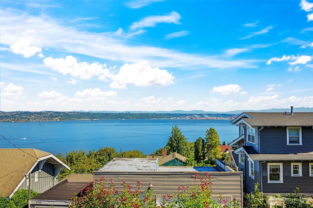 Photo of 3809 N Adams Street, Tacoma, WA 98407 (MLS # 2580509)