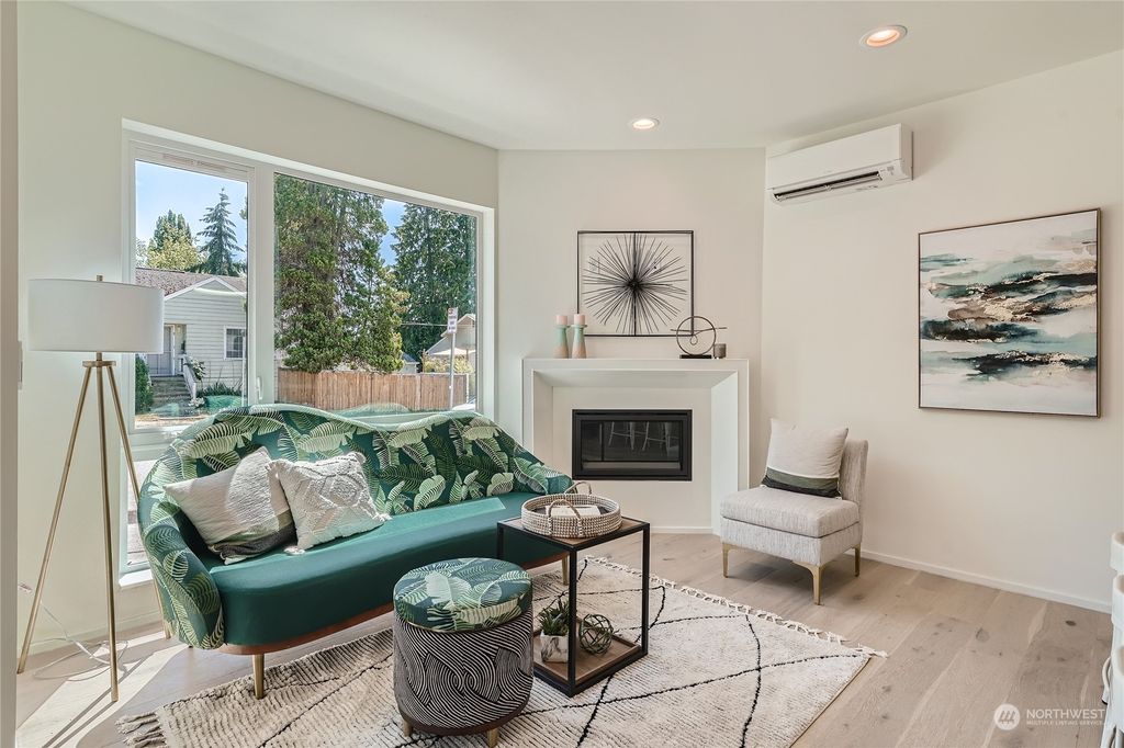 Photo of 4100 SW Morgan Street, Seattle, WA 98136 (MLS # 2030392)