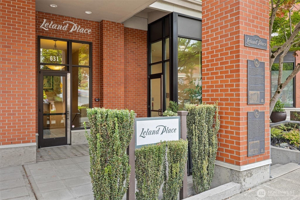 Photo of 631 Market Street #401, Kirkland, WA 98033 (MLS # 2587616)
