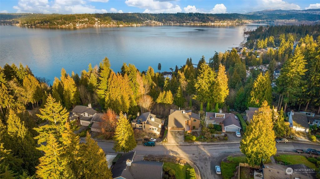 Photo of 4038 171st Avenue SE, Bellevue, WA 98008 (MLS # 2038100)