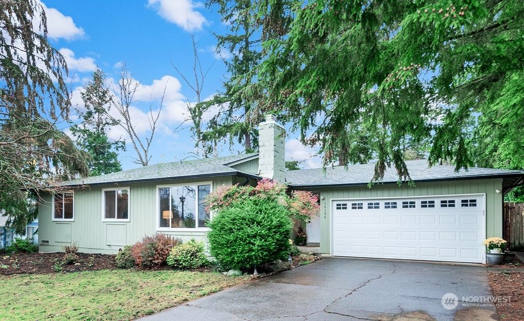 Photo of 16156 139th Place SE, Renton, WA 98058 (MLS # 2305927)