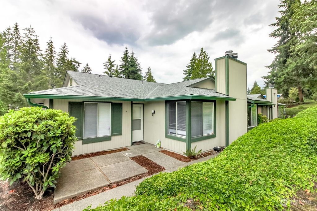 Photo of 516 S 325th Street #20H, Federal Way, WA 98003 (MLS # 2282645)