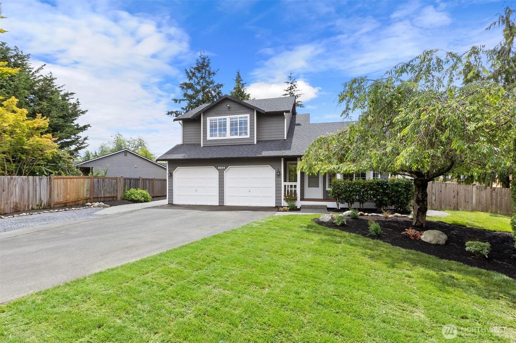 Photo of 6104 44th Place NE, Marysville, WA 98270 (MLS # 2538345)