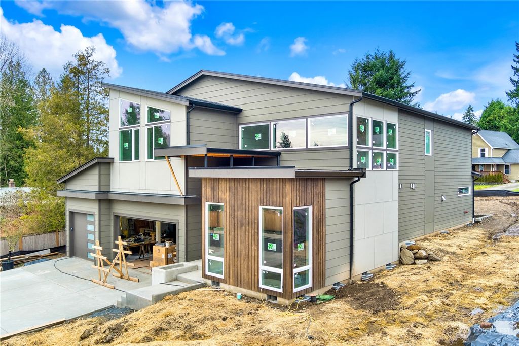 Photo of 10018 NE 196th Place, Bothell, WA 98011 (MLS # 2196120)