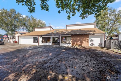 1217 Mellen Street Centralia WA 98531