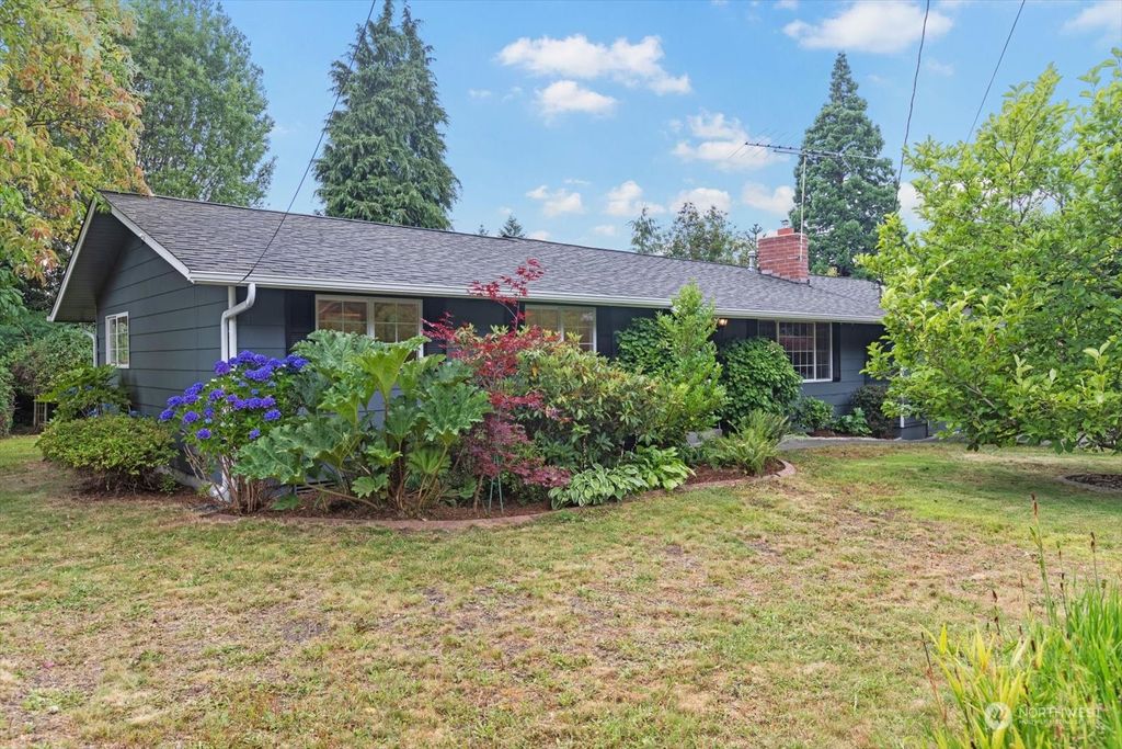 Photo of 7424 69th Avenue NE, Marysville, WA 98270 (MLS # 2142629)