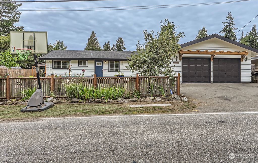 Photo of 15704 56 Avenue W, Edmonds, WA 98026 (MLS # 2144412)