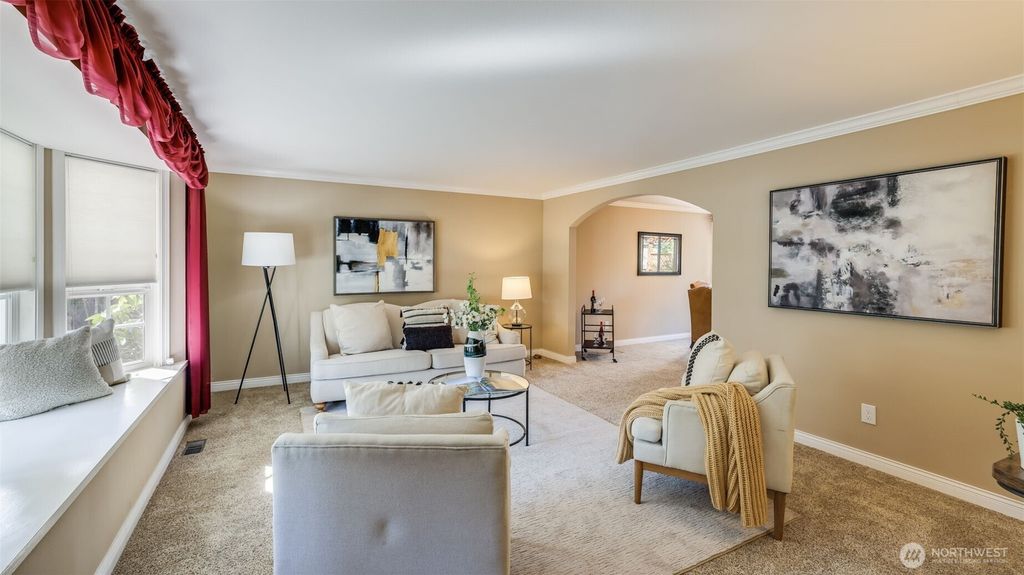 Photo of 15830 SE 167th Place, Renton, WA 98058 (MLS # 2349171)