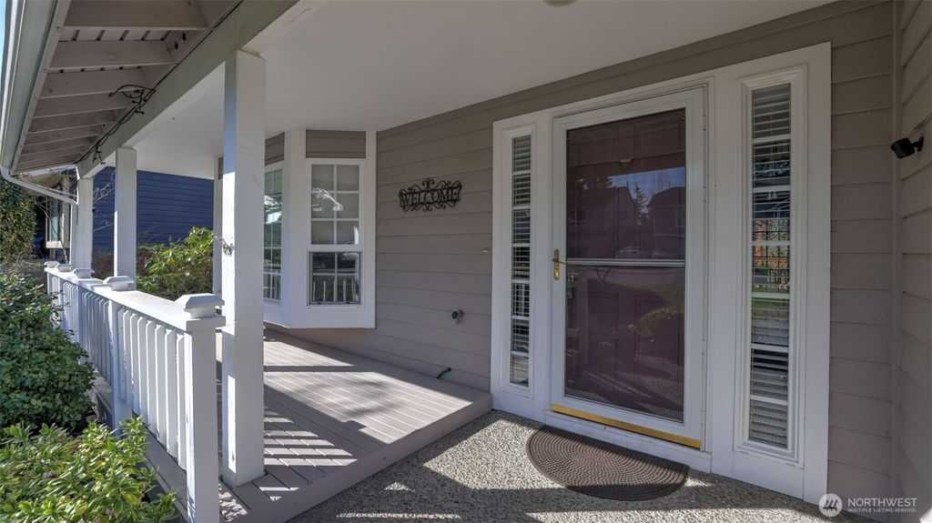 Photo of 15830 SE 167th Place, Renton, WA 98058 (MLS # 2349171)