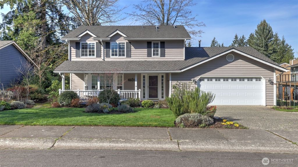 Photo of 15830 SE 167th Place, Renton, WA 98058 (MLS # 2349171)