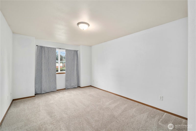 10806 Park Avenue S