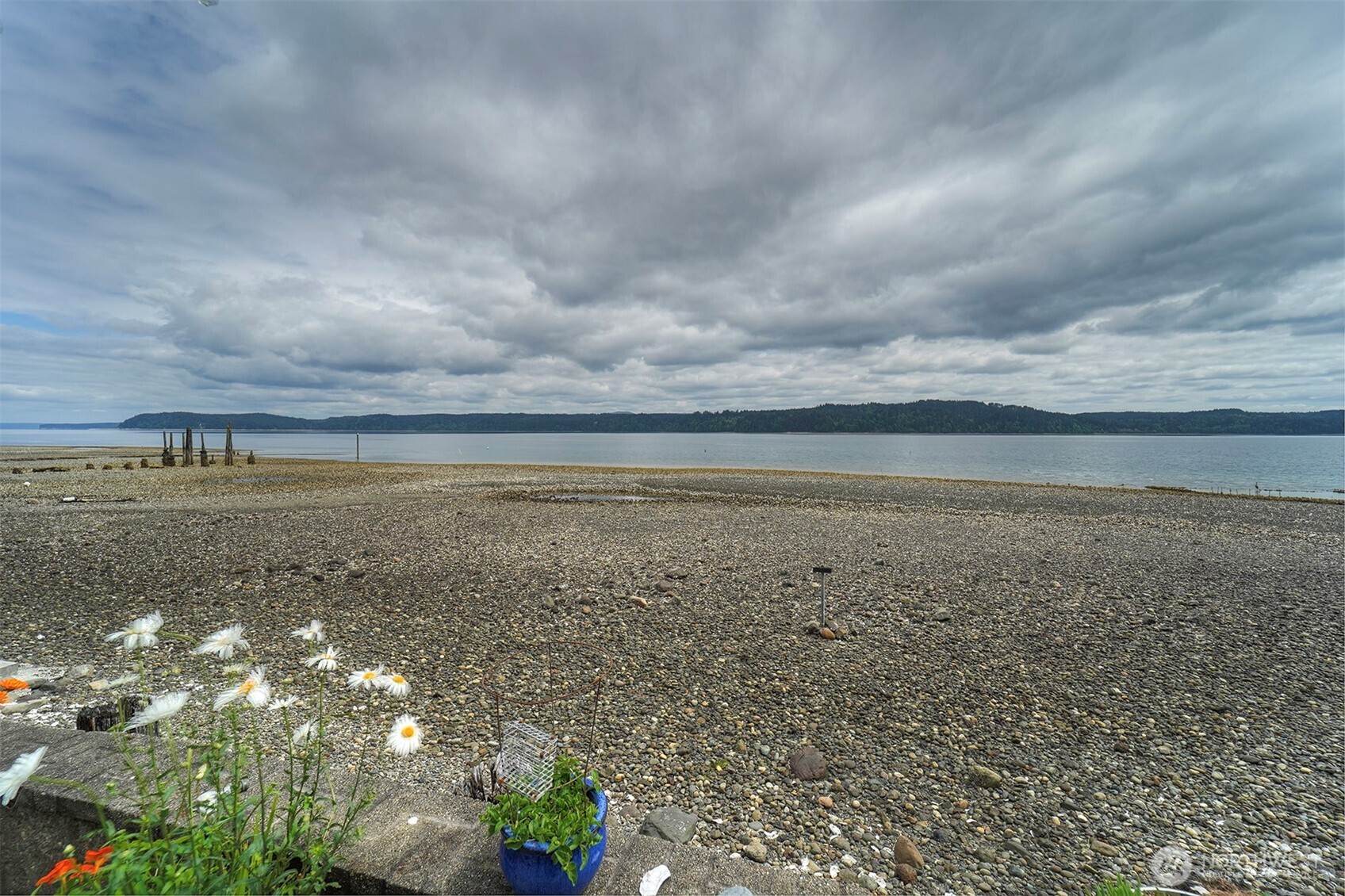 40590 N US Hwy 101
