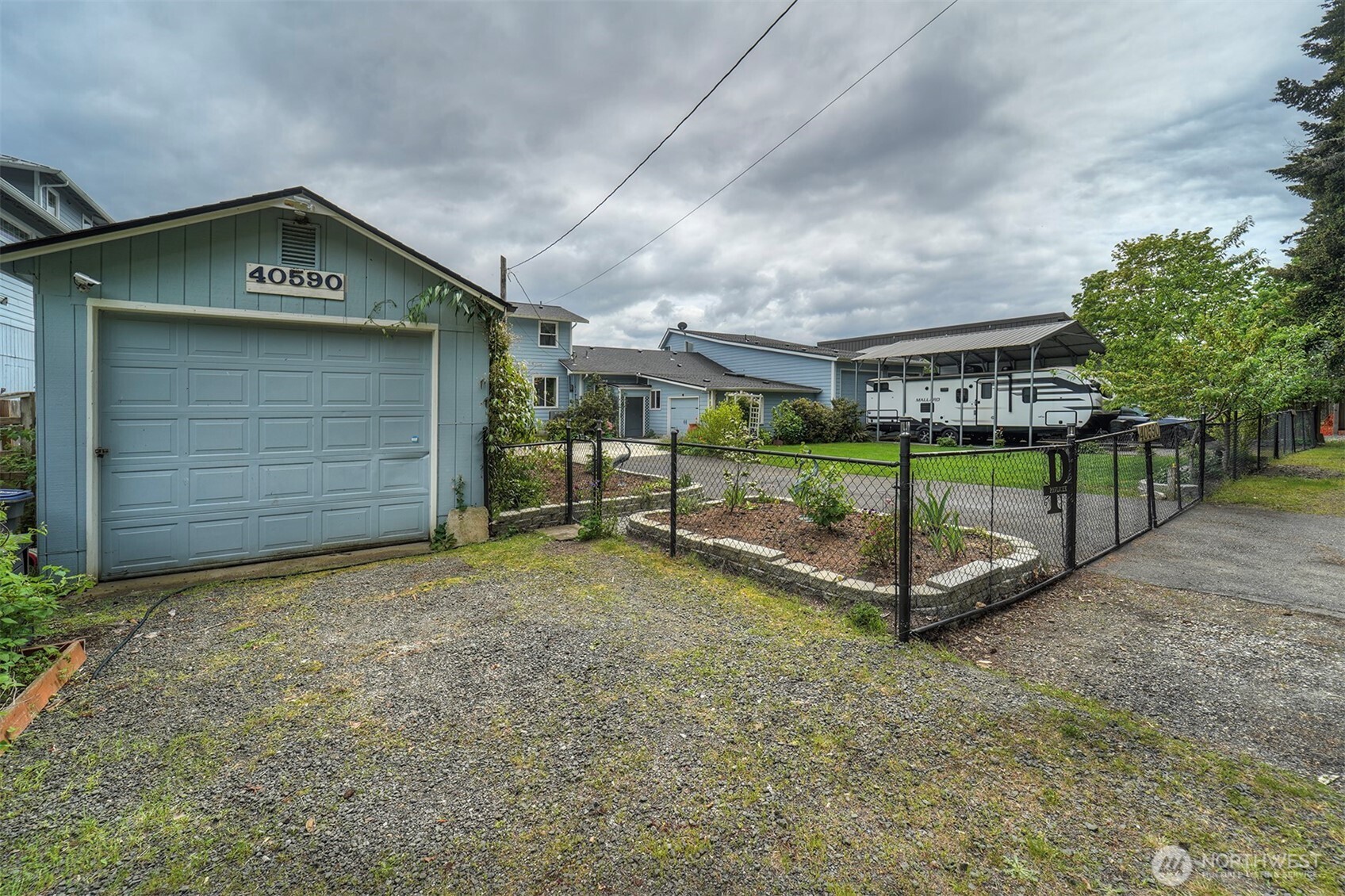 40590 N US Hwy 101