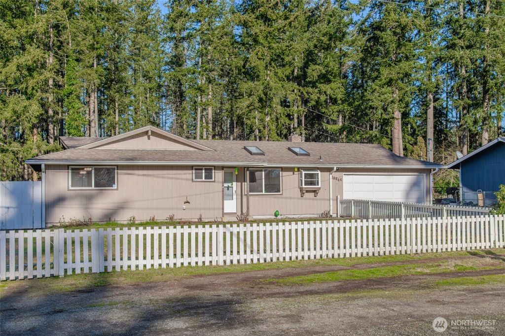 Photo of 18844 SE 244th Place, Covington, WA 98042 (MLS # 2326627)