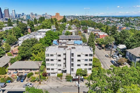 Photo of 1312 S Massachusetts Street #301, Seattle, WA 98144 (MLS # 2543189)