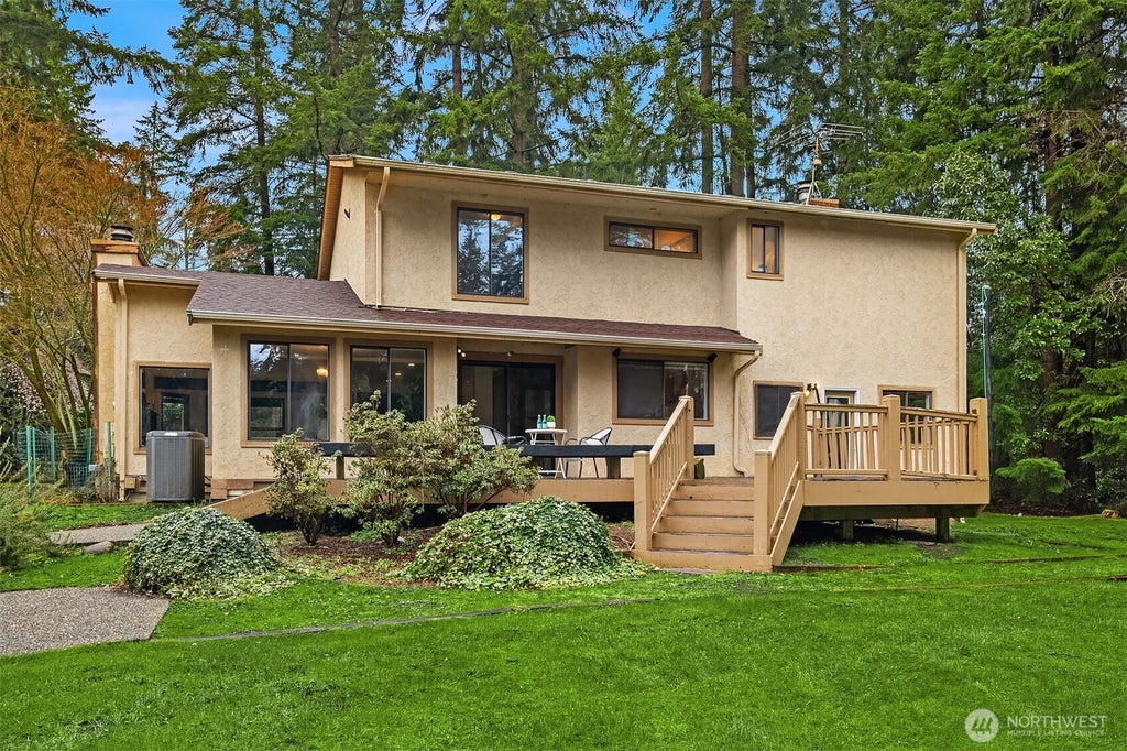 Photo of 22223 NE 82nd Place, Redmond, WA 98053 (MLS # 2580768)