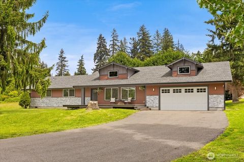 12125 E Woodland Avenue Puyallup WA 98373