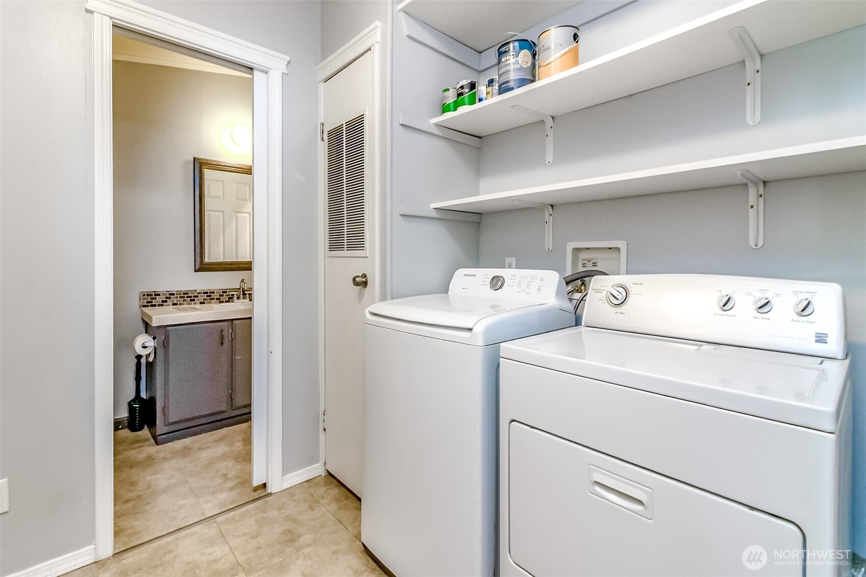 Yelm, Washington 98597, United States, 3 Bedrooms Bedrooms, ,2 BathroomsBathrooms,Residential,Pending,106598