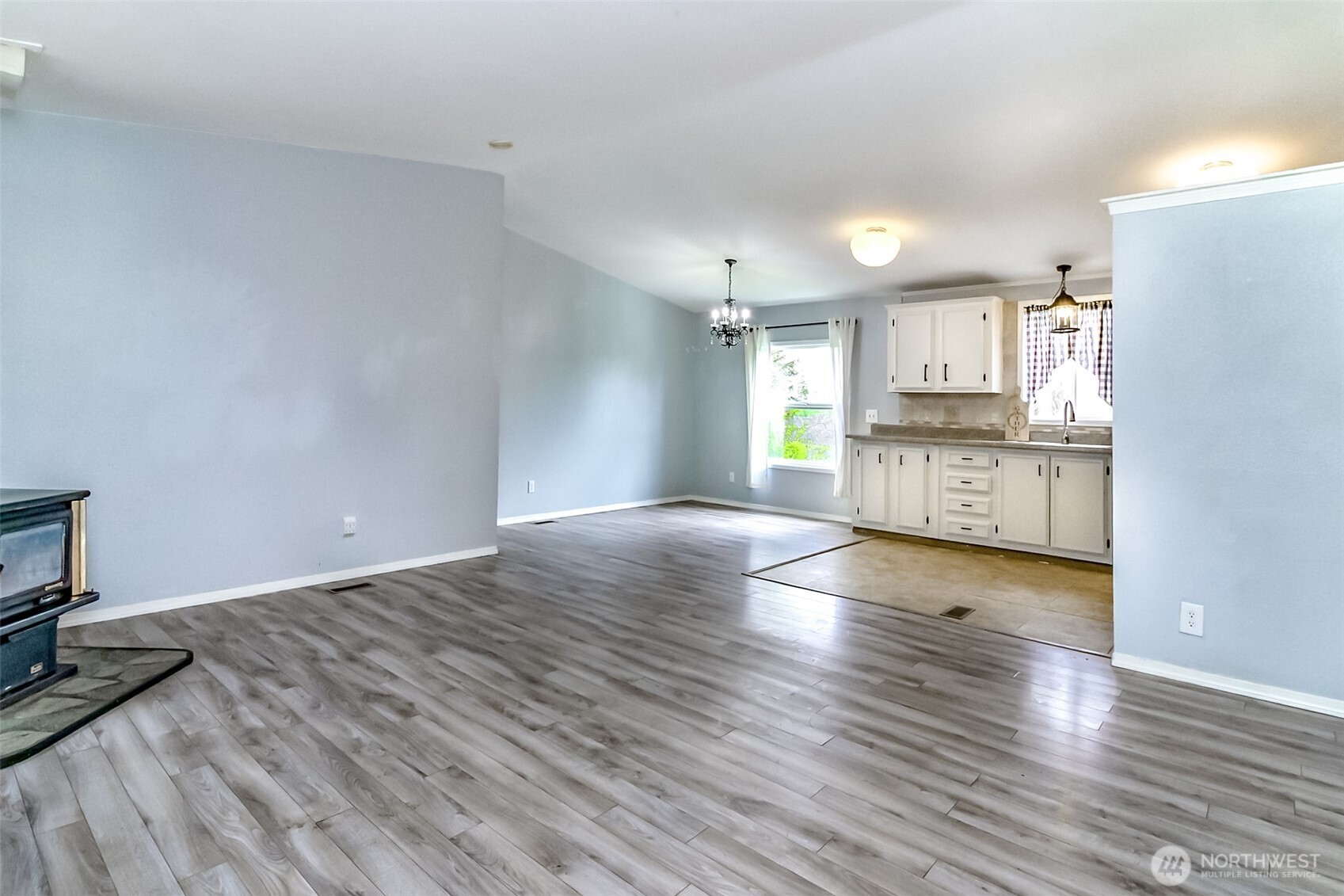 Yelm, Washington 98597, United States, 3 Bedrooms Bedrooms, ,2 BathroomsBathrooms,Residential,Pending,106598