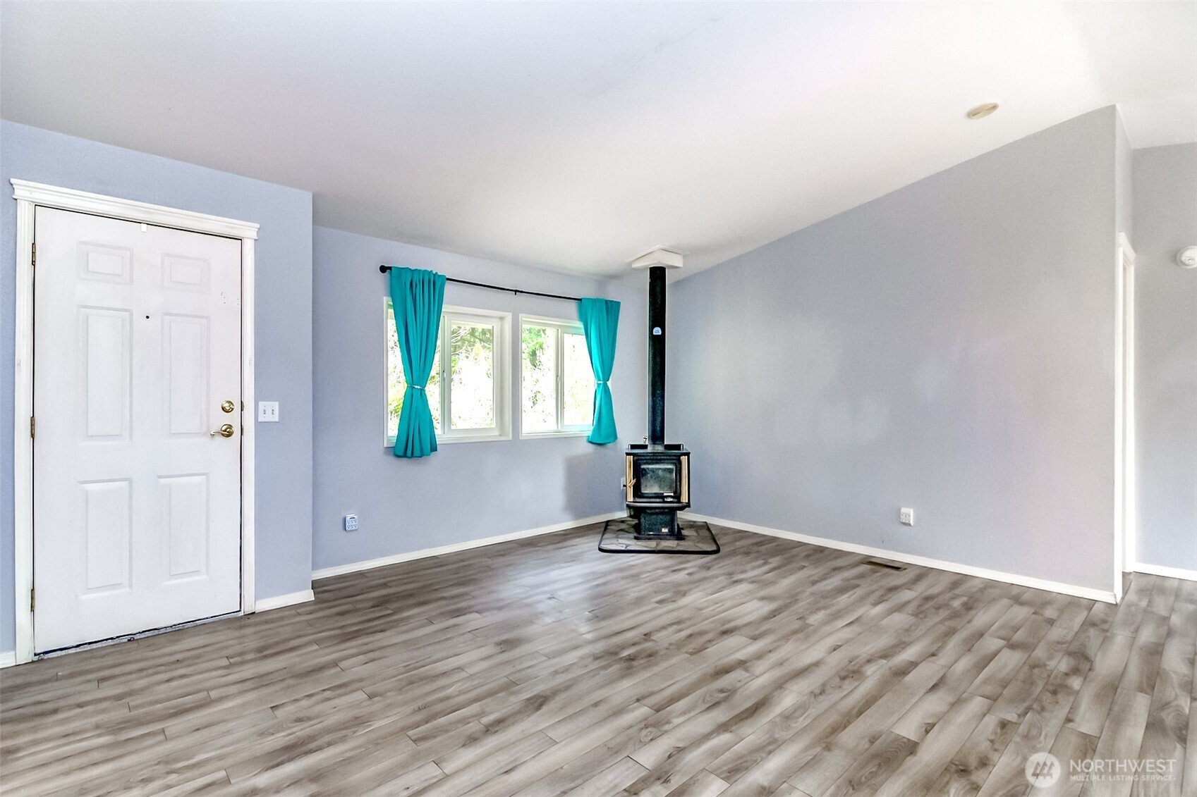 Yelm, Washington 98597, United States, 3 Bedrooms Bedrooms, ,2 BathroomsBathrooms,Residential,Pending,106598