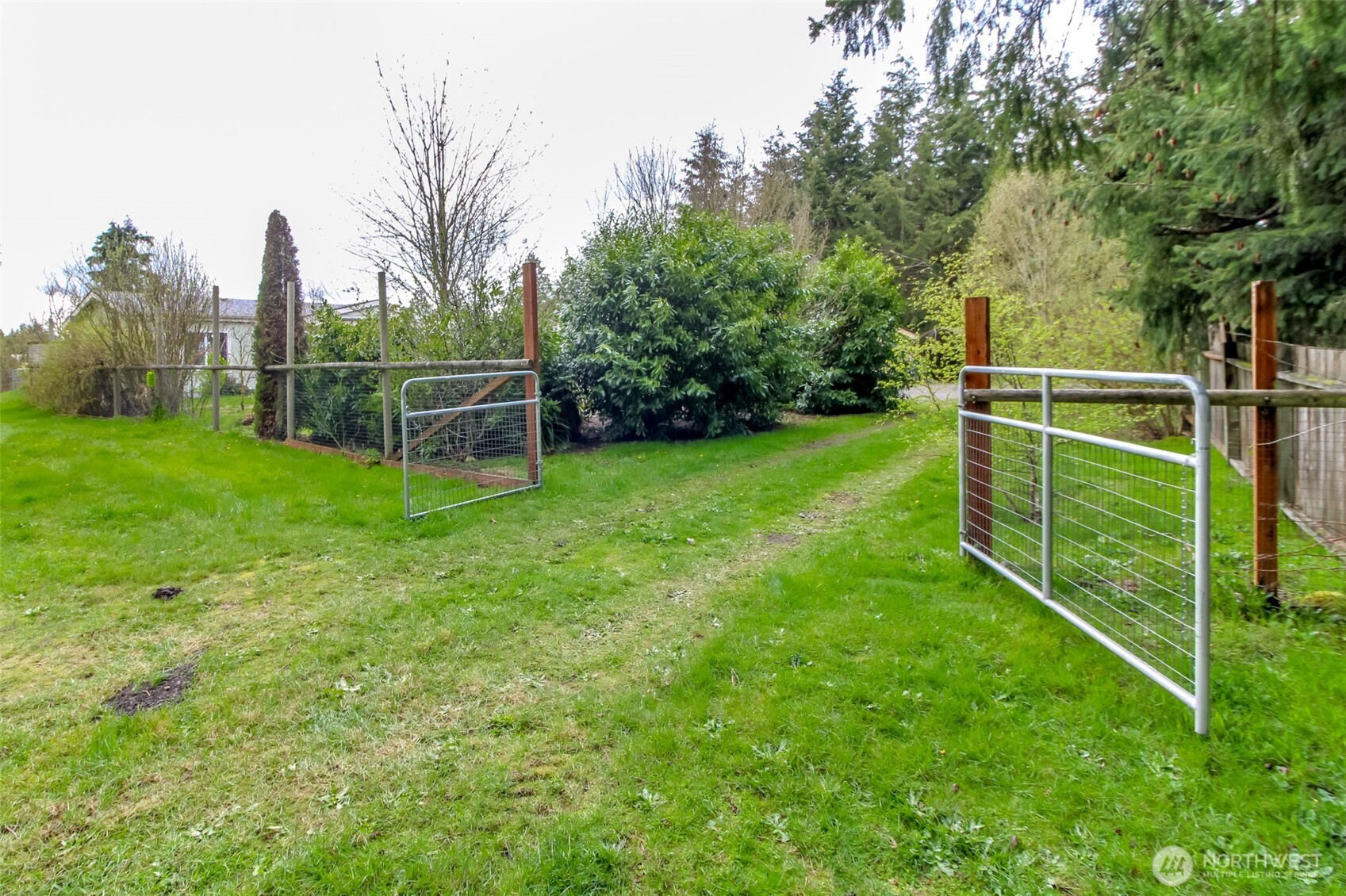 Yelm, Washington 98597, United States, 3 Bedrooms Bedrooms, ,2 BathroomsBathrooms,Residential,Pending,106598