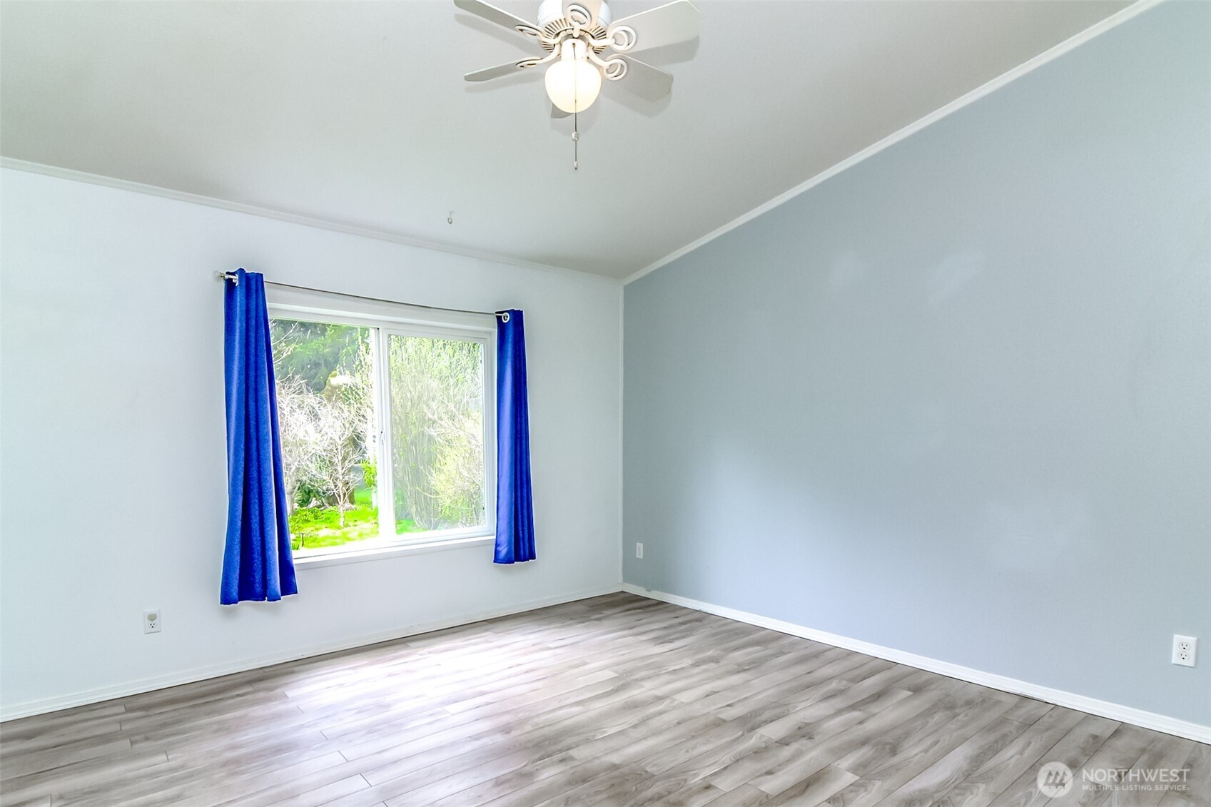 Yelm, Washington 98597, United States, 3 Bedrooms Bedrooms, ,2 BathroomsBathrooms,Residential,Pending,106598