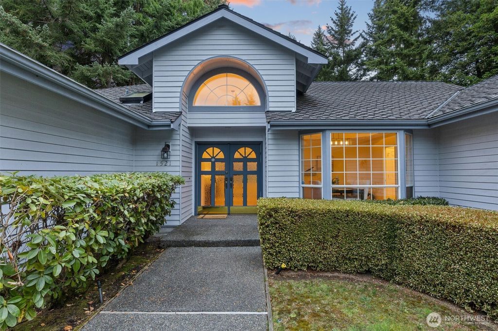 Photo of 1521 142nd Place SE, Mill Creek, WA 98012 (MLS # 2440831)