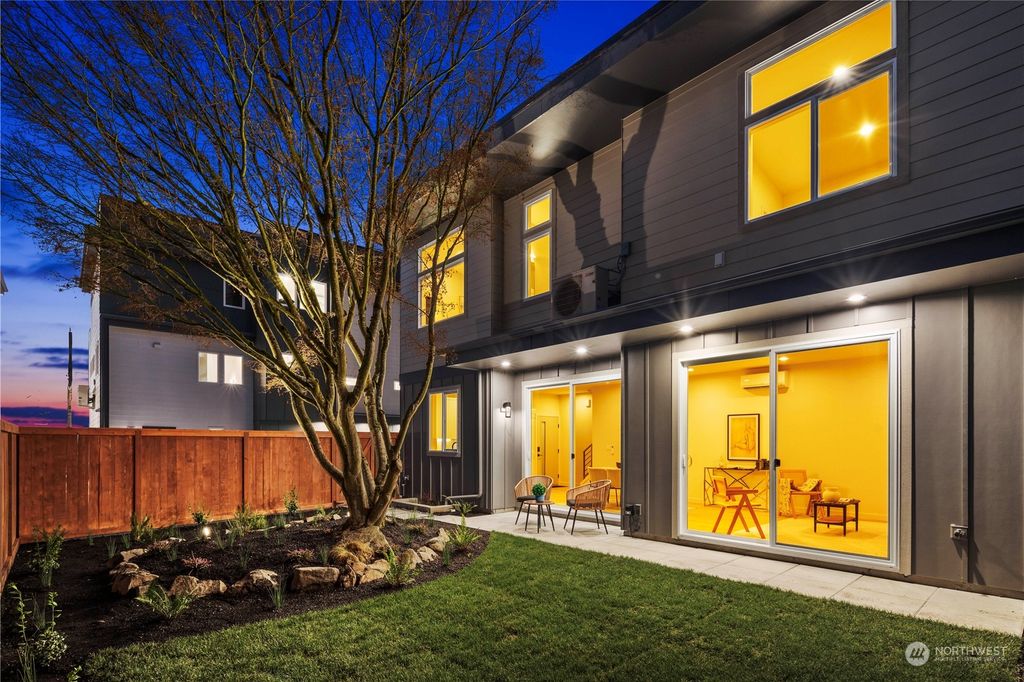 Photo of 8822 38th Avenue SW, Seattle, WA 98126 (MLS # 2324549)