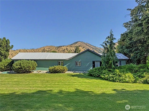 Photo of 5862 Sunset Highway, Cashmere, WA 98815 (MLS # 2542121)