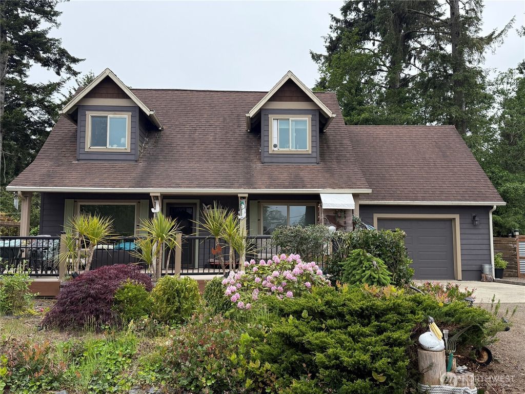 Photo of 19409 U Place, Long Beach, WA 98631 (MLS # 2528764)