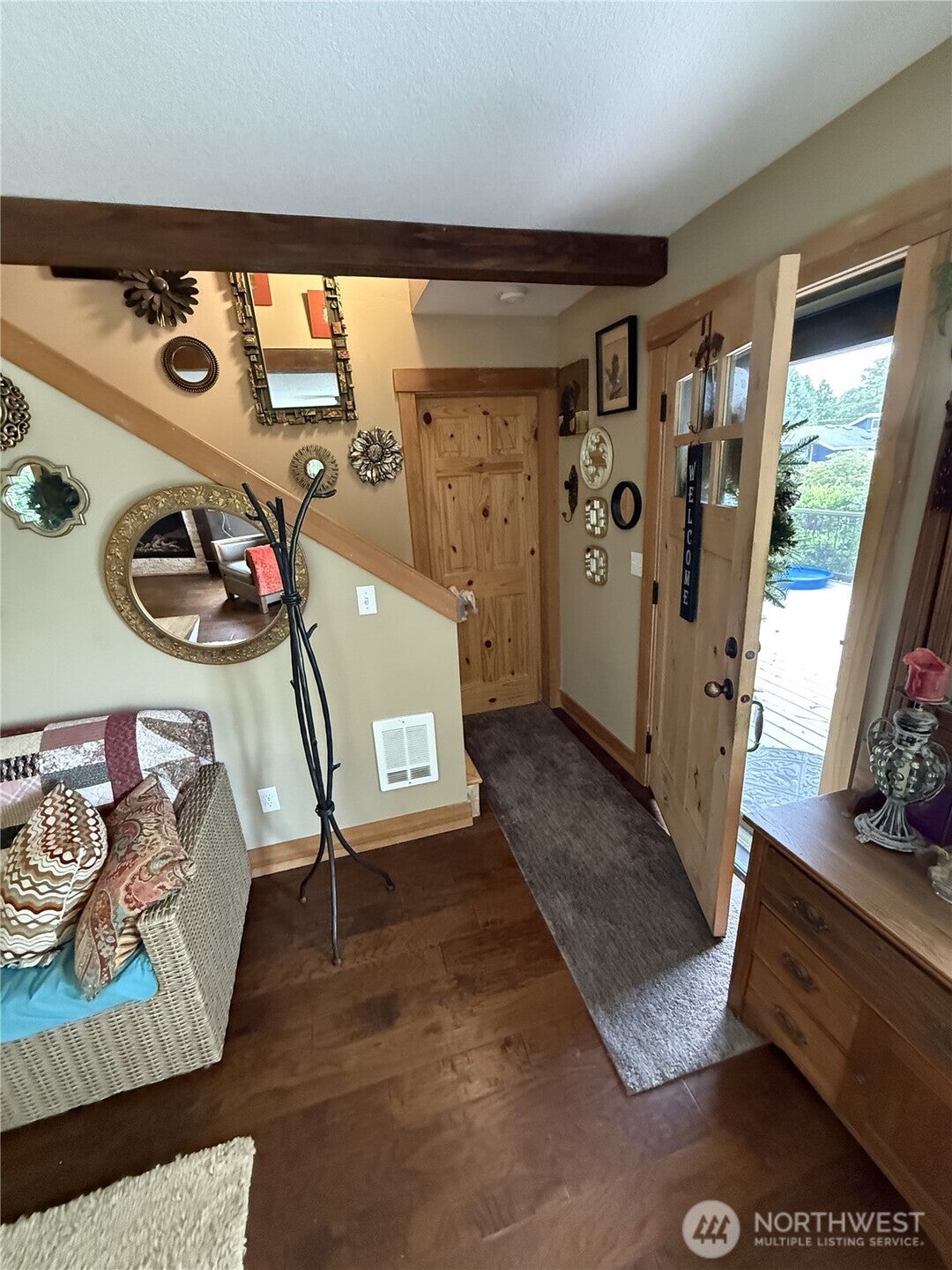 19409 U Place