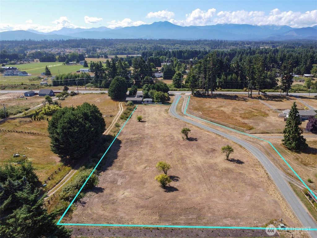 Photo of 114 Leprechaun Lane, Port Angeles, WA 98362 (MLS # 2476230)