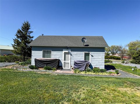 304 WS 1st Street, Lind, WA 99341 - MLS#: 2371768