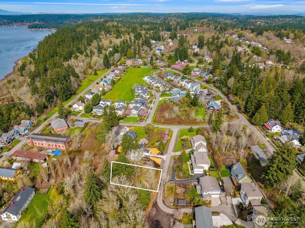 Photo of 0 Devenny Avenue NE, Bainbridge Island, WA 98110 (MLS # 2459065)