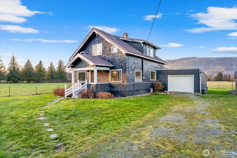 Photo of 30731 Walberg Road, Sedro Woolley, WA 98284 (MLS # 2490758)