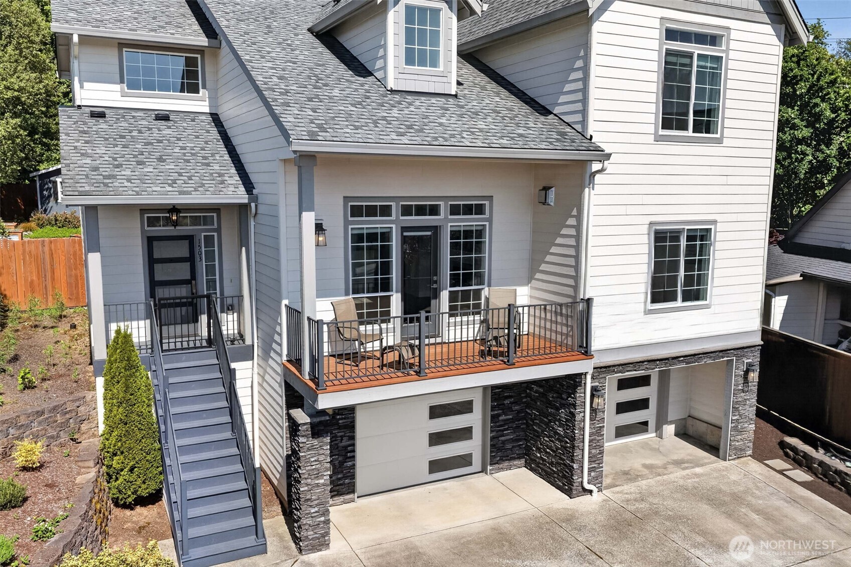 1503 Fairway Dr